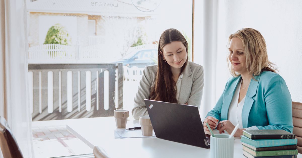 Commercial Office Leasing Services Dixon and Sanders Lawyers