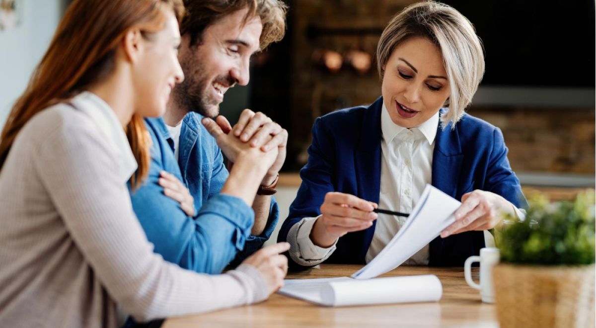 5 Benefits of Working with a Commercial Lawyer in Melbourne: Expert Legal Services for Your Business